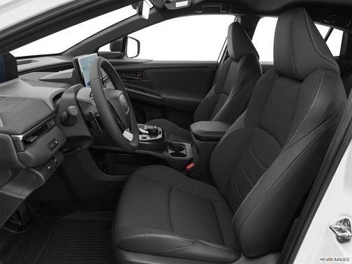 Wind Chill Pearl 2026 Toyota C-HR SE