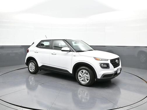 2023 Hyundai VENUE SE