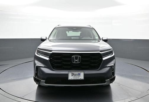 2024 Honda Pilot Touring 8-Passenger