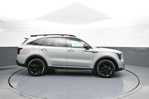Wolf Gray 2026 Kia Sorento SX