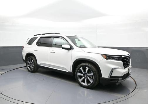 2023 Honda Pilot AWD Elite
