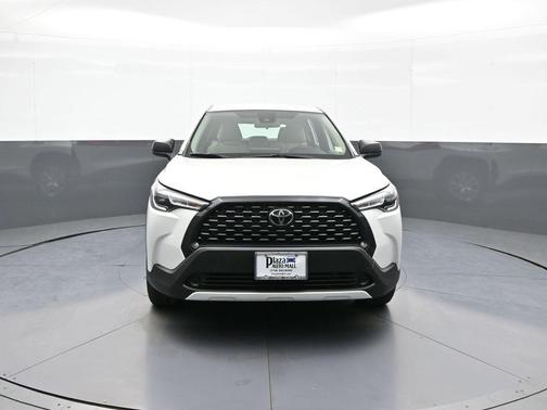 Wind Chill Pearl 2022 Toyota Corolla Cross L