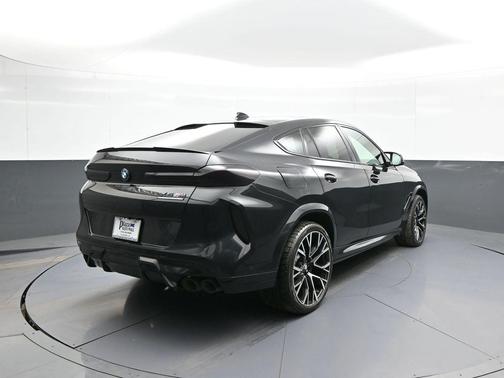 Black Sapphire Metallic 2022 BMW X6 M Base