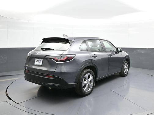 Modern Steel Metallic 2023 Honda HR-V LX
