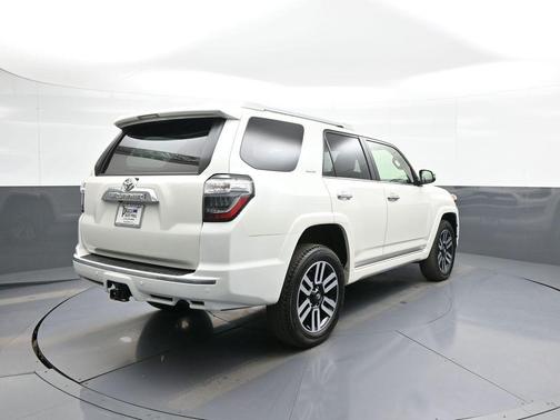 Blizzard Pearl 2023 Toyota 4Runner Limited