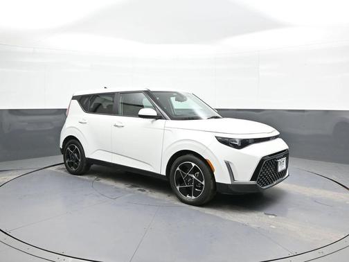2023 Kia Soul EX