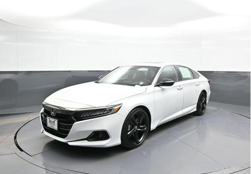 Platinum White Pearl 2022 Honda Accord Sport 2.0T