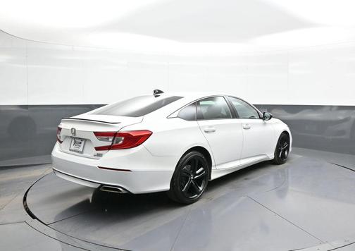 Platinum White Pearl 2022 Honda Accord Sport 2.0T