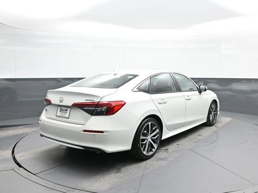 2022 Honda Civic Touring