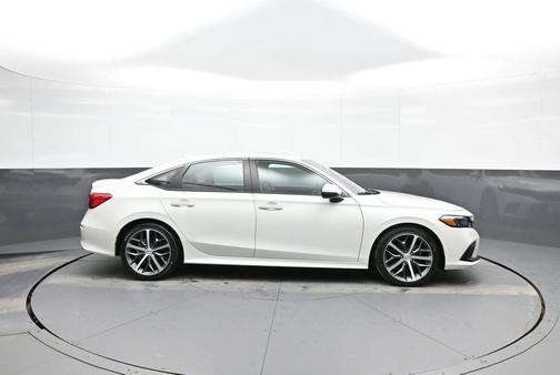 2022 Honda Civic Touring