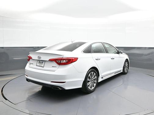 Quartz White Pearl 2016 Hyundai SONATA Sport
