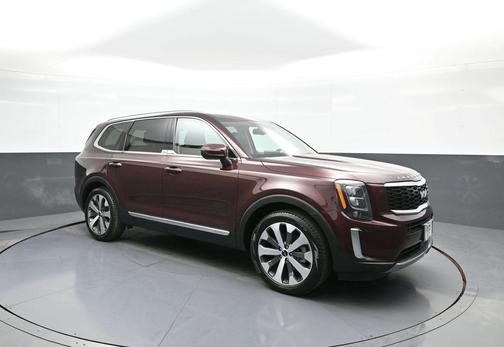 Sangria 2022 Kia Telluride EX