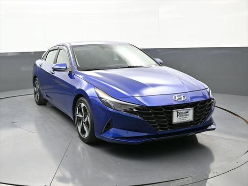 2022 Hyundai ELANTRA Limited