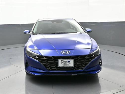 2022 Hyundai ELANTRA Limited