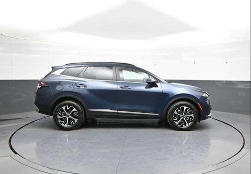 Vesta Blue 2025 Kia Sportage Hybrid EX
