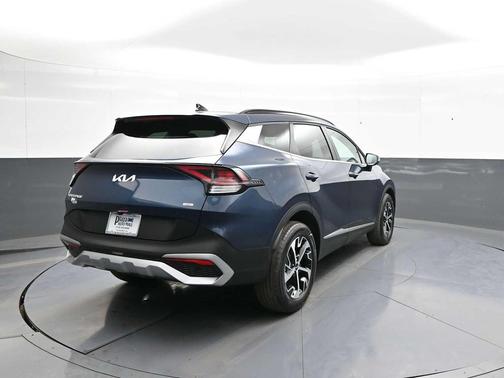 Vesta Blue 2025 Kia Sportage Hybrid EX