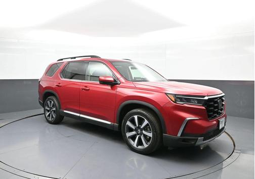 Radiant Red Metallic II 2024 Honda Pilot Touring 8-Passenger