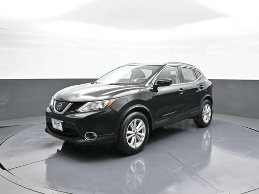 Magnetic Black Pearl 2019 Nissan Rogue Sport SV