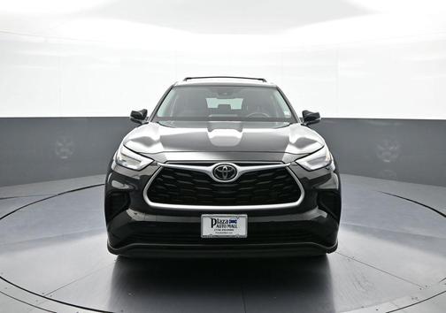 2022 Toyota Highlander L