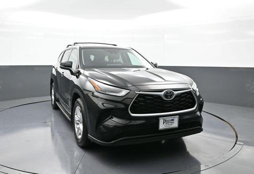 2022 Toyota Highlander L