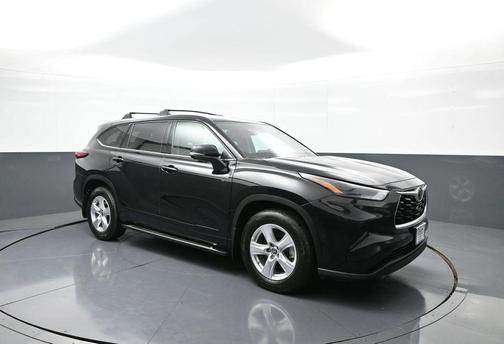 2022 Toyota Highlander L