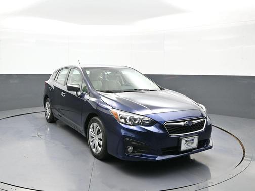 Dark Blue Pearl 2019 Subaru Impreza 2.0i