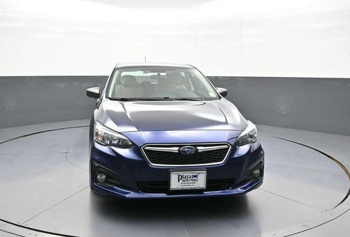 Dark Blue Pearl 2019 Subaru Impreza 2.0i