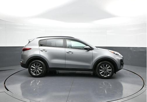 2022 Kia Sportage S
