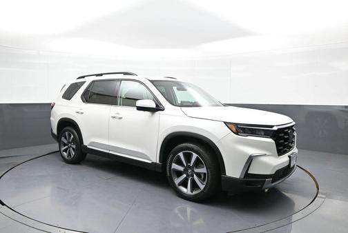 Platinum White Pearl 2025 Honda Pilot Elite