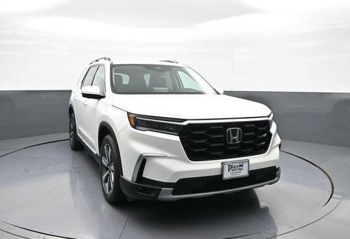 Platinum White Pearl 2025 Honda Pilot Elite