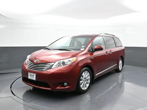 2016 Toyota Sienna XLE Premium