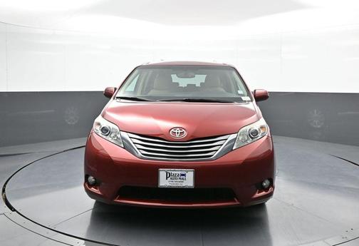 2016 Toyota Sienna XLE Premium