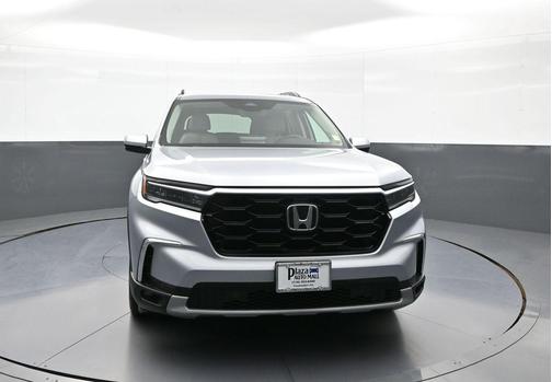 Lunar Silver Metallic 2023 Honda Pilot Touring 8-Passenger