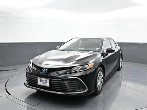 2024 Toyota Camry Hybrid LE