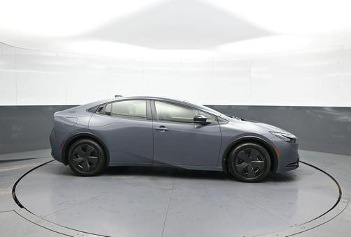 Cutting Edge 2024 Toyota Prius Prime SE