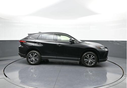 2022 Toyota Venza LE