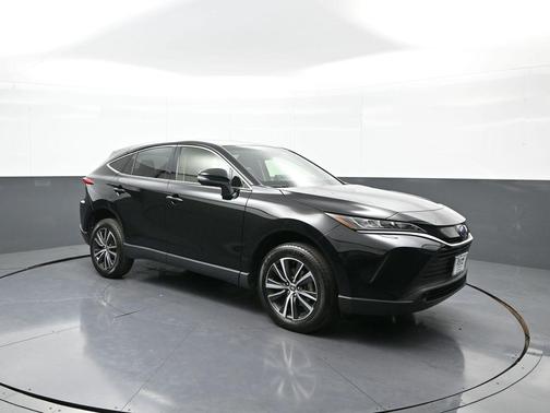 2022 Toyota Venza LE