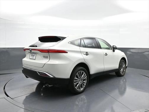 2022 Toyota Venza LE