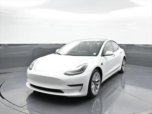 2022 Tesla Model 3 Standard Range