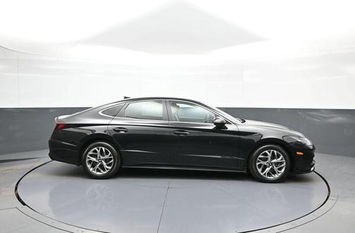 Onyx Black 2023 Hyundai SONATA SEL