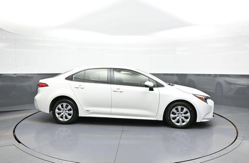 Ice Cap 2024 Toyota Corolla Hybrid LE
