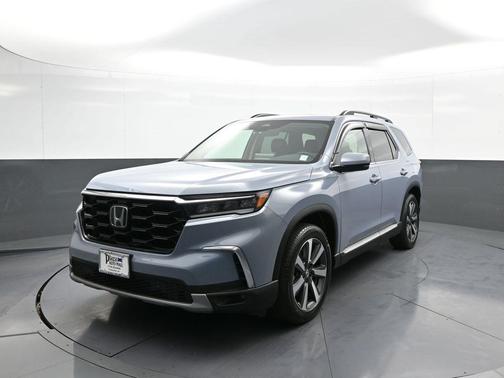 2024 Honda Pilot Touring 8-Passenger