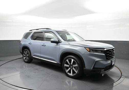 2024 Honda Pilot Touring 8-Passenger