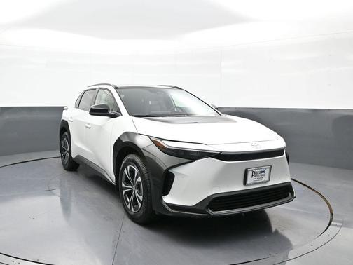 2023 Toyota bZ4X XLE