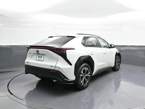2023 Toyota bZ4X XLE