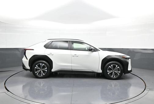 2023 Toyota bZ4X XLE