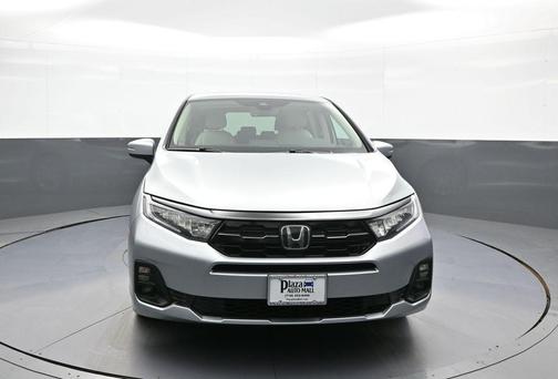 Solar Silver Metallic 2025 Honda Odyssey Touring