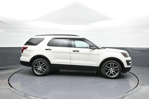 White Platinum Metallic Tri-Coat 2016 Ford Explorer Sport