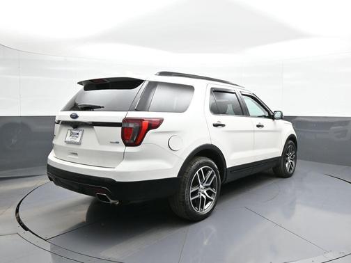 White Platinum Metallic Tri-Coat 2016 Ford Explorer Sport