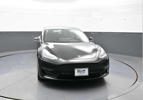 Solid Black 2019 Tesla Model 3 Standard Range